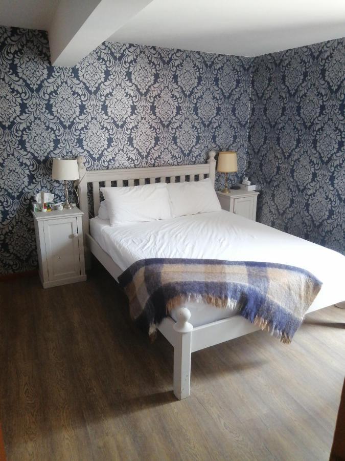 The Courtyard Bed & Breakfast Couiza Bagian luar foto